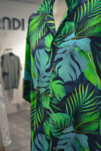uomo camicia estiva floreale